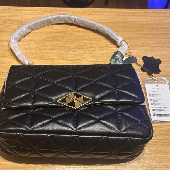 sadi Handbags - Sadi Elegant Black Quilted Handbag 2way bag